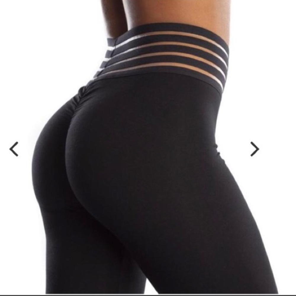 Cute Booty Lounge - Black Scrunch Leggings